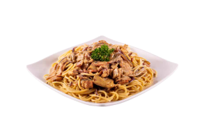 Pasta en Salsa de Pollo y Champiñones